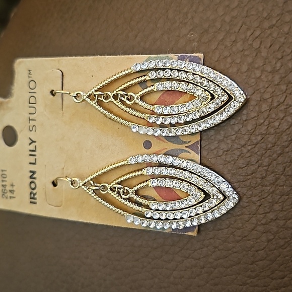 3/$30 IRON LILY STUDIO 2014 Rhinestone Holiday Marquis Dangle Hook Earrings - Picture 2 of 5